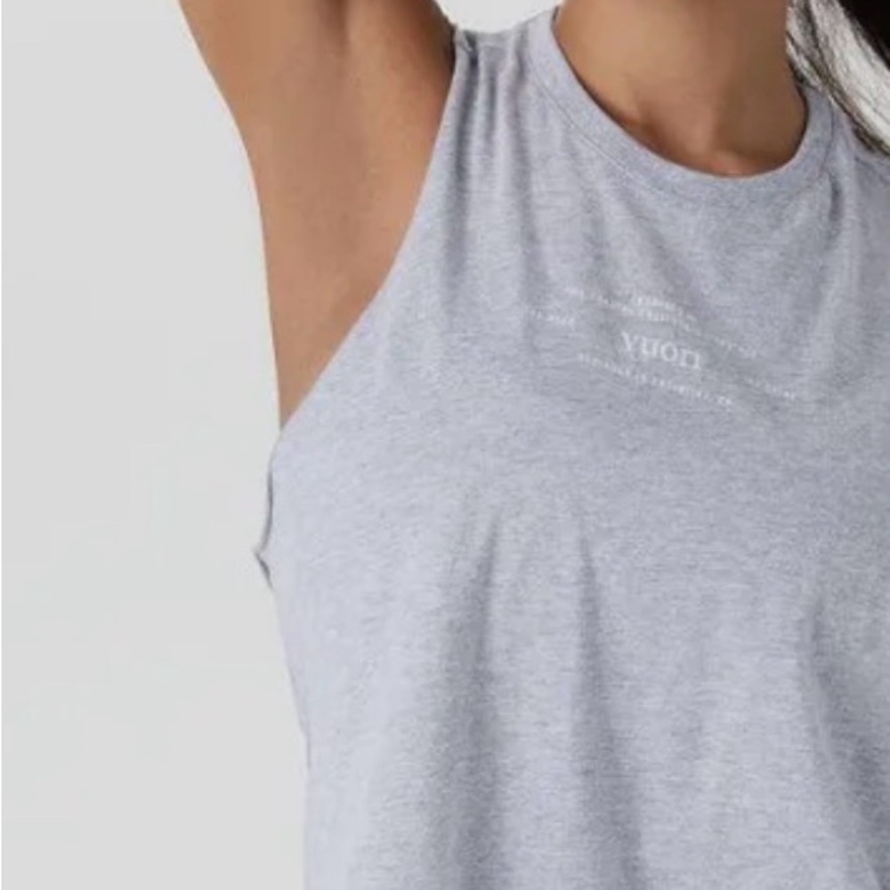 NWT Vuori Costal Lifestyle Tank in Heather Grey  Sleeveless Tank Top